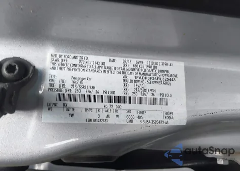 2015 Ford Focus Se z USA, uszkodzony, nr VIN 1FADP3F26FL325448